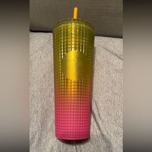 Starbucks venti cold cup